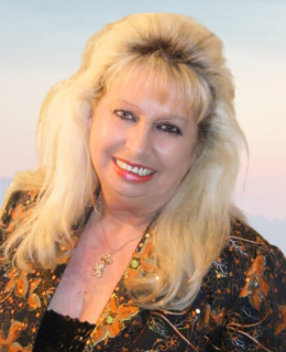 Carla Anita - Tierkommunikation - Hellsehen - Familien- und Ahnenarbeit - Karma-Analyse - Schamanische Beratung